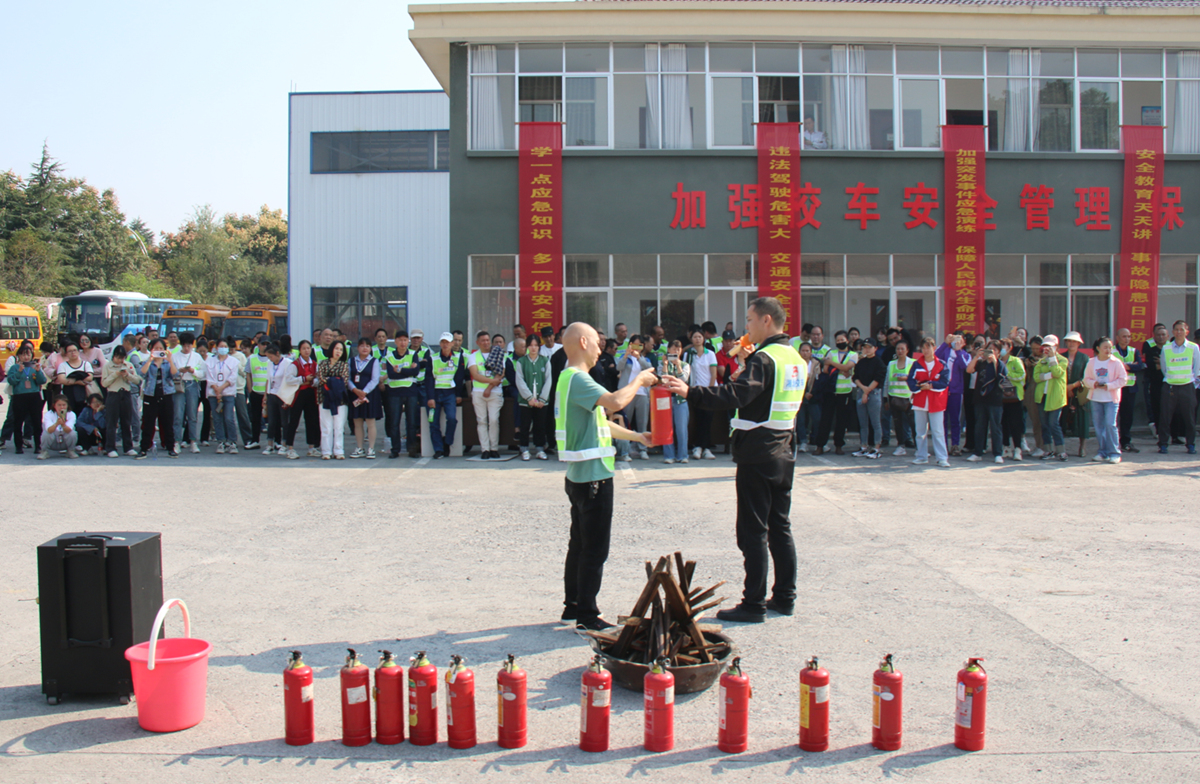 常德市湘北汽车运输有限公司,常德包车客运,常德旅游服务,校车服务